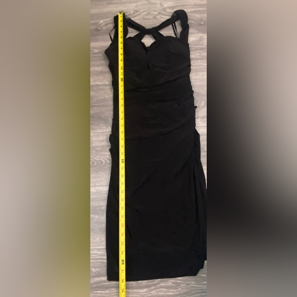 NWOT, Laundry by Shelli Segal Women’s Twist Body-Con Black Cocktail Dress Size 4 - Picture 9 of 12